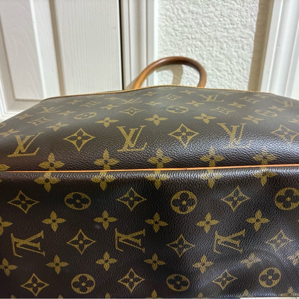 Louis Vuitton Brown Monogram Men's Bag - Picture 2 of 7